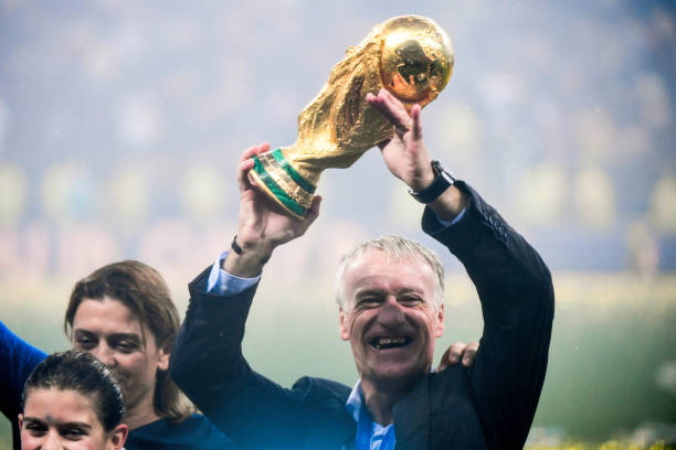 他与雲尼斯 他与雲尼斯