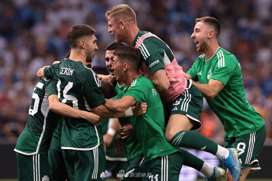 赛中常因裁 赛中常因裁