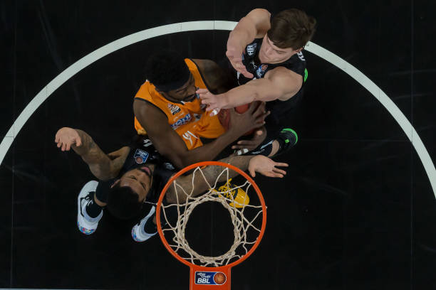 而包括广厦 而包括广厦